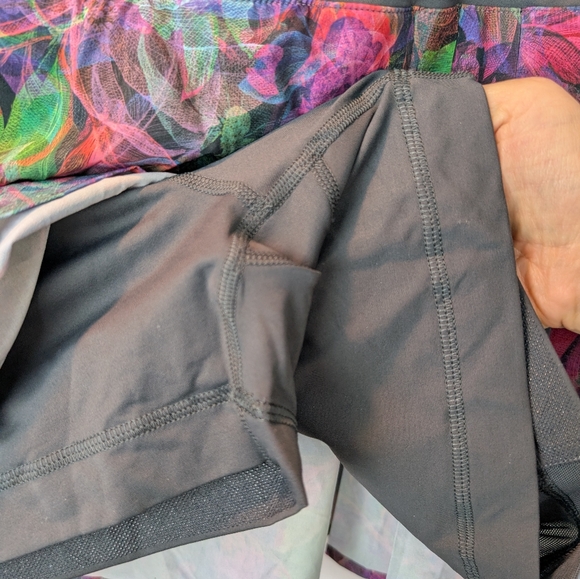 Lululemon Side-Pleat High-Rise Tennis Skirt size 10 like new - Picture 10 of 13